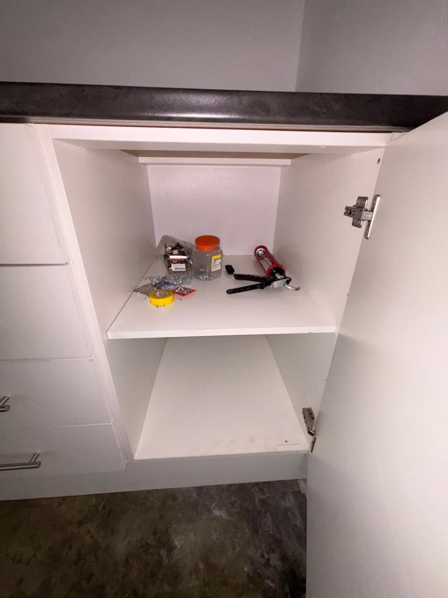 To Let commercial Property for Rent in Peerless Park West Western Cape